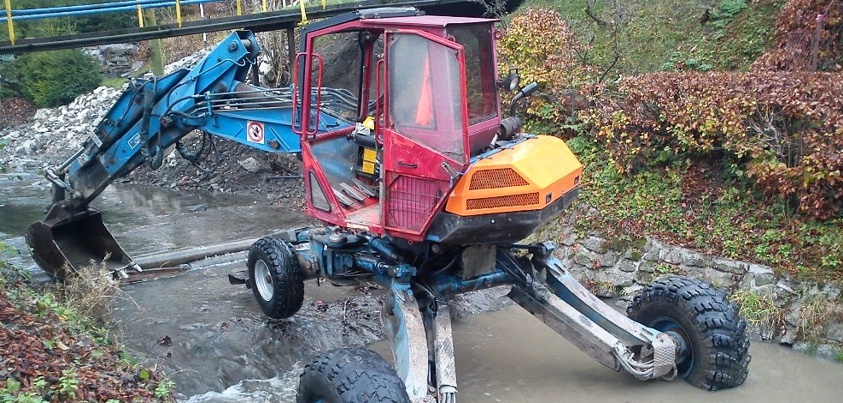 Kráčivý bagr Kaiser X4